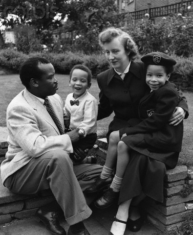 1956, Croydon, Surrey, England, UK --- Seretse Khama - Image by © Hulton-Deutsch Collection/CORBIS